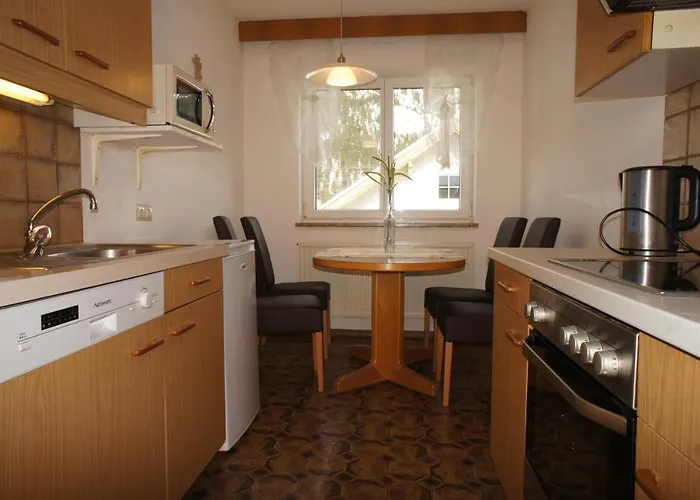 加特纳公寓式酒店 *